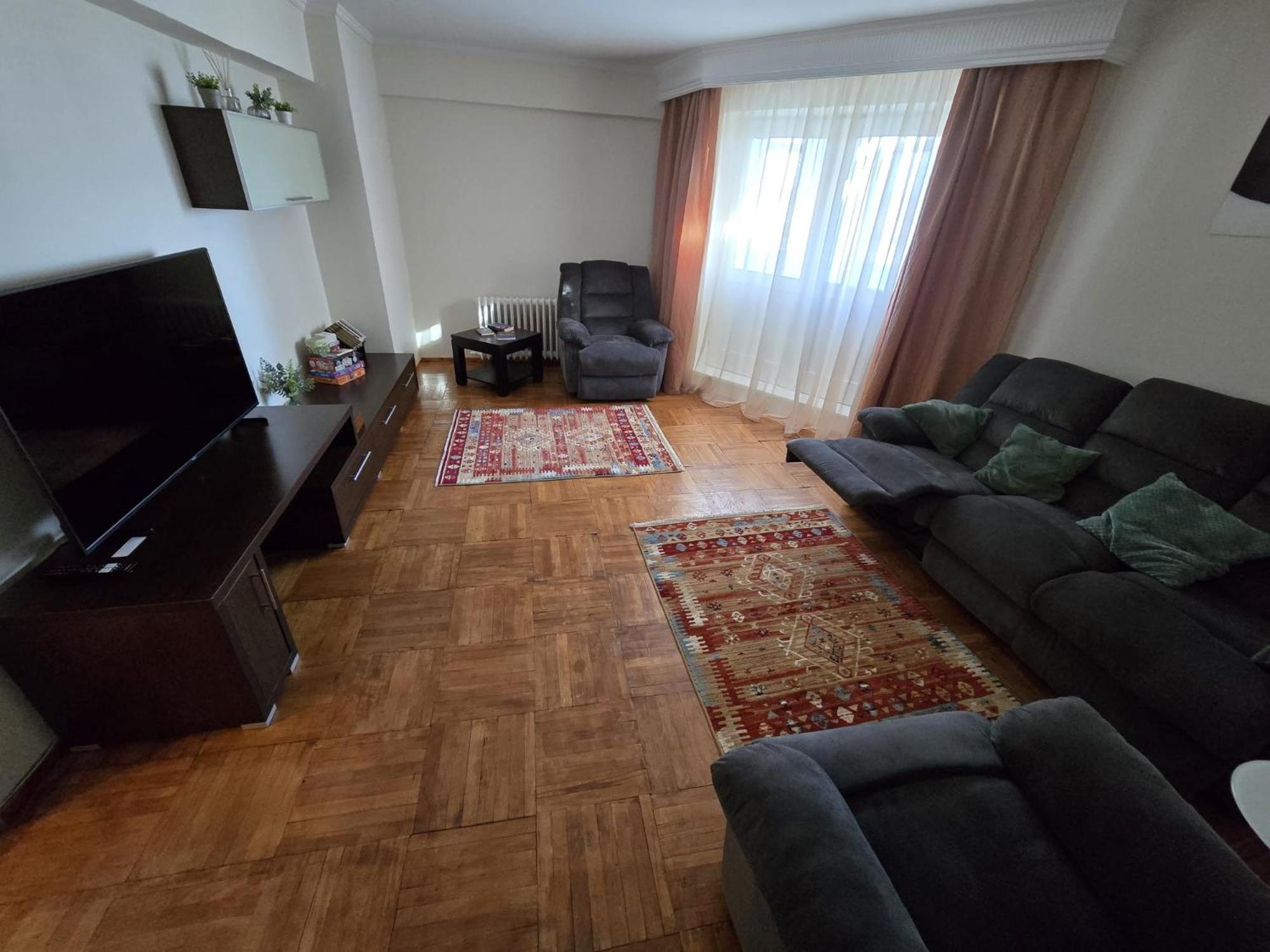 Apartament 3 Camere, Zona Dedeman ピテシュティ エクステリア 写真